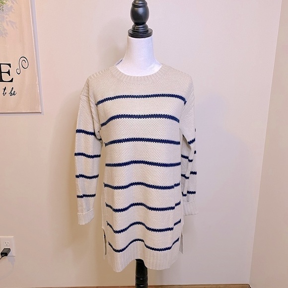 NWT a.n.a Oatmeal and Navy Stripe Crewneck Tunic Length Sweater Size Small - Picture 12 of 14